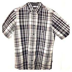 Nautica Classic Fit short sleeved shirt